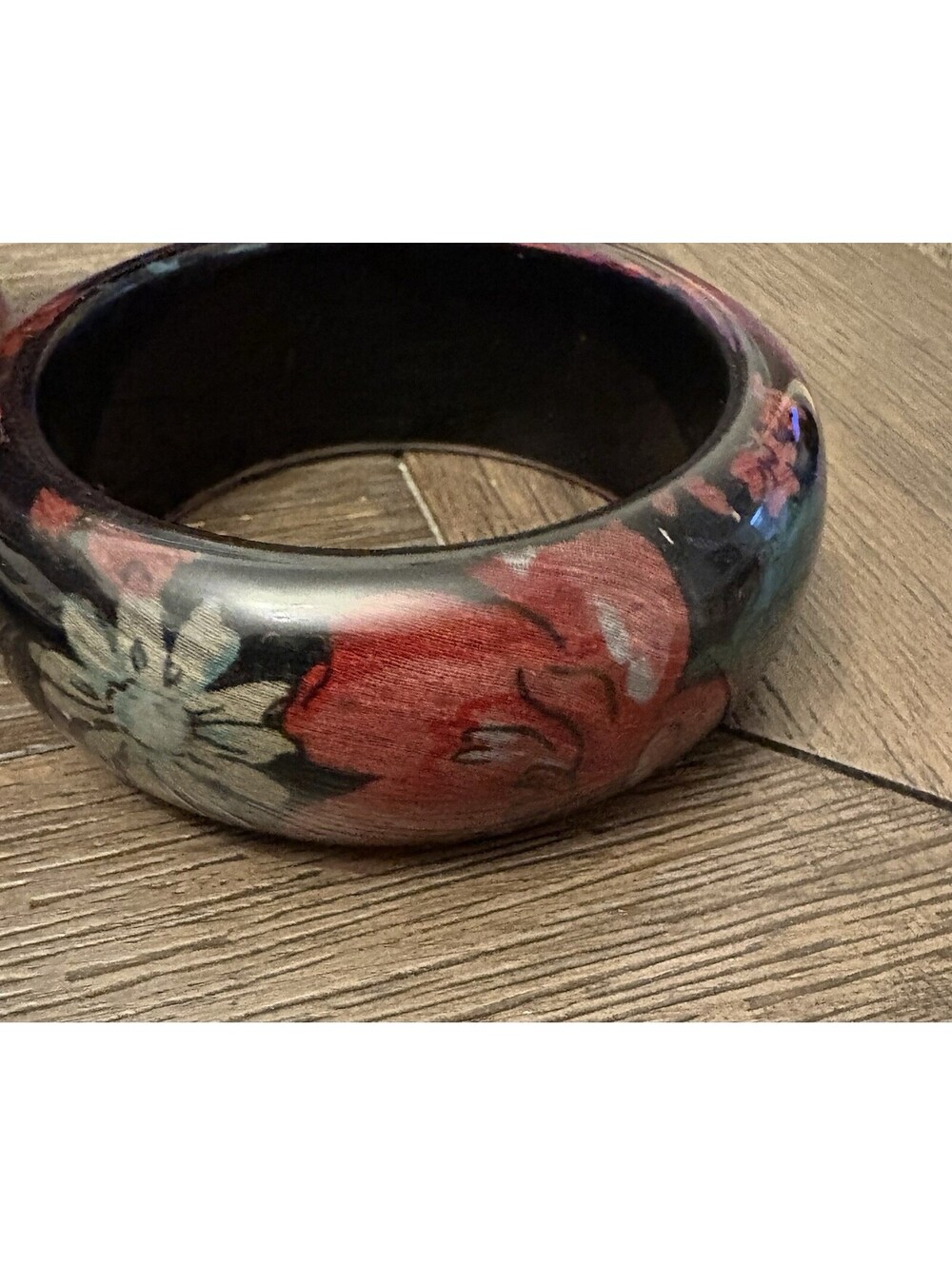 Beautiful Red Floral On  Black Bangle Lucite Bracelet